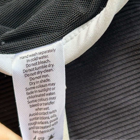 Sea Level Swim Australia one piece swimsuit 10 Black - Picture 6 of 9